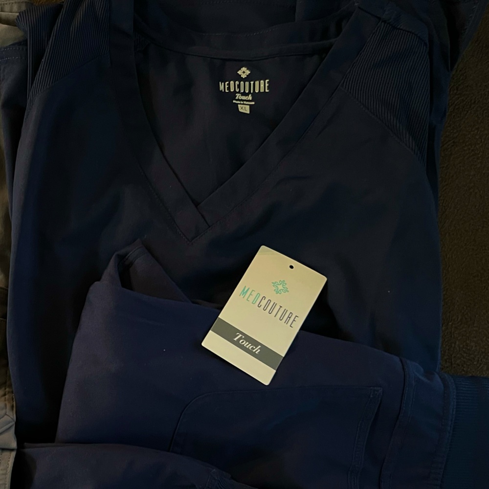 Med Couture Scrub Set